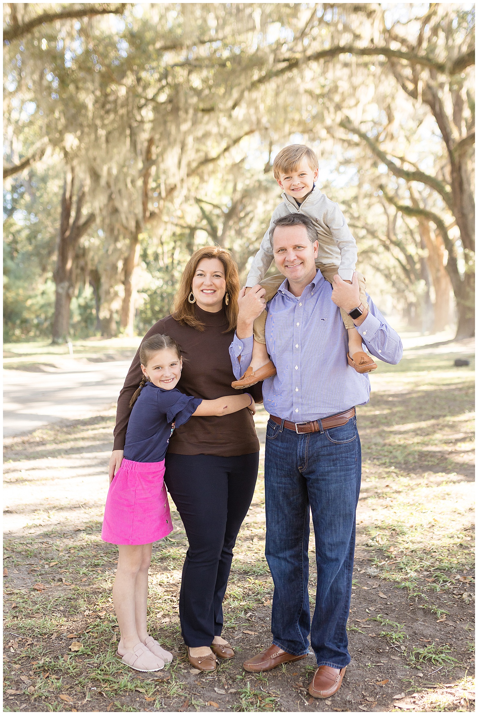 Wisp + Willow Photography Co. capture family during fall mini session in Savannah, GA.